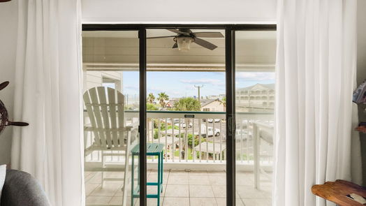 Galveston 1-story, 1-bed 6102 Seawall Boulevard 290-idx