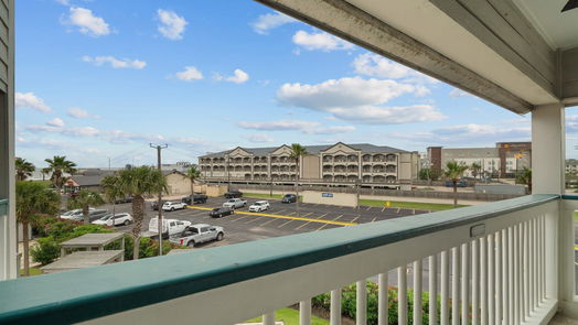 Galveston 1-story, 1-bed 6102 Seawall Boulevard 290-idx