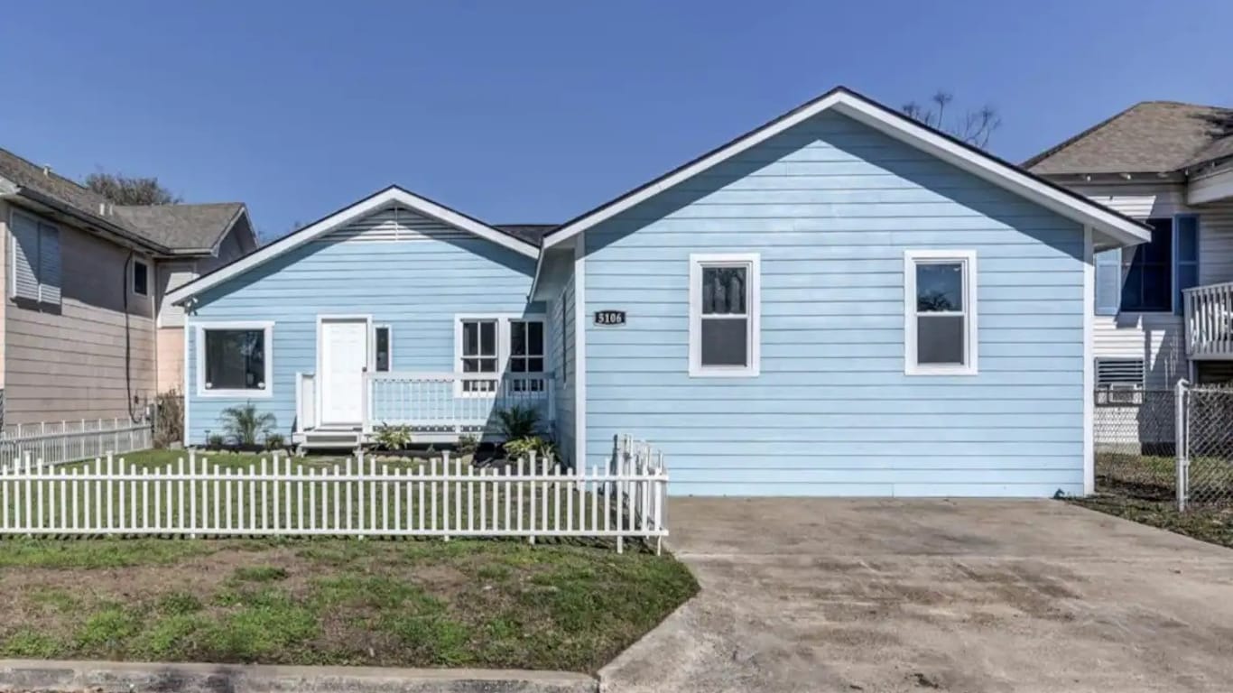 Galveston 1-story, 4-bed 5106 Avenue Q-idx