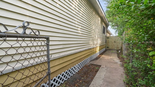 Galveston 1-story, 3-bed 5119 Avenue O 1/2-idx