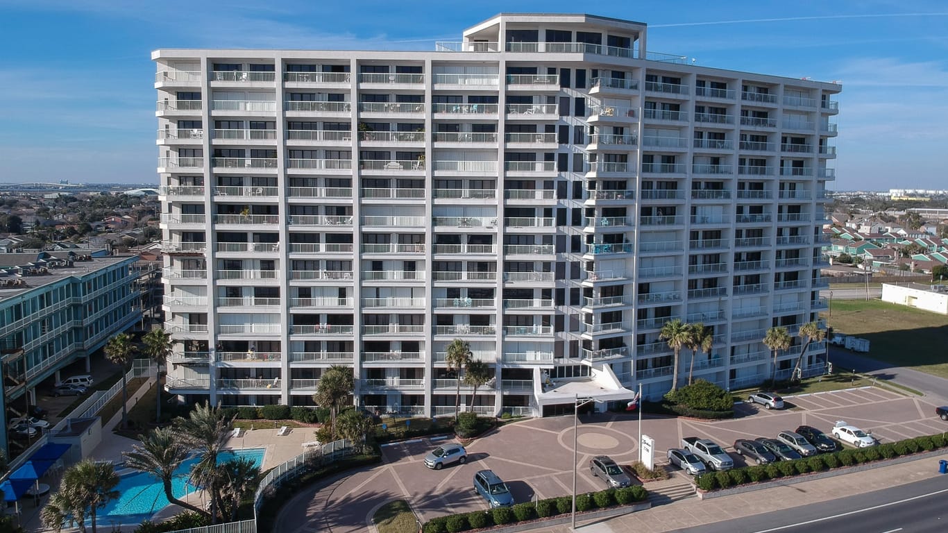 Galveston null-story, 2-bed 7700 Seawall Boulevard 1008-idx