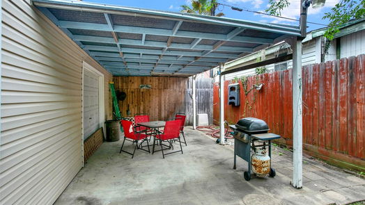 Galveston 1-story, 2-bed 4628 Avenue O 1/2-idx