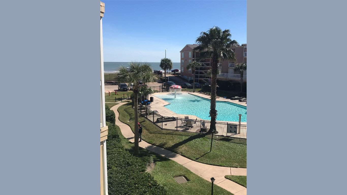 Galveston 1-story, 1-bed 6300 Seawall Boulevard 3208-idx