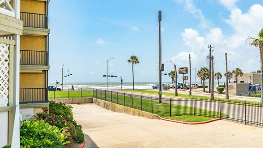 Galveston 1-story, 1-bed 6300 Seawall Boulevard 9115-idx