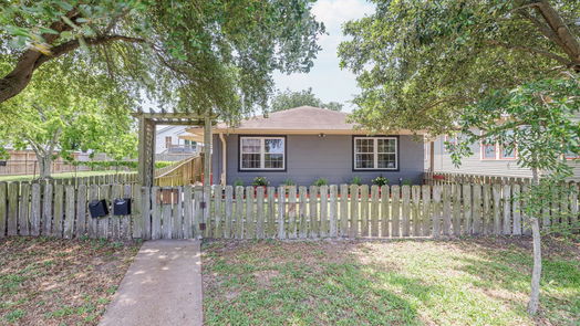 Galveston 1-story, 2-bed 5217 Avenue N 1/2-idx