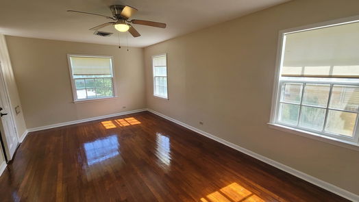 Galveston 1-story, 3-bed 4727 Ave N 1/2-idx