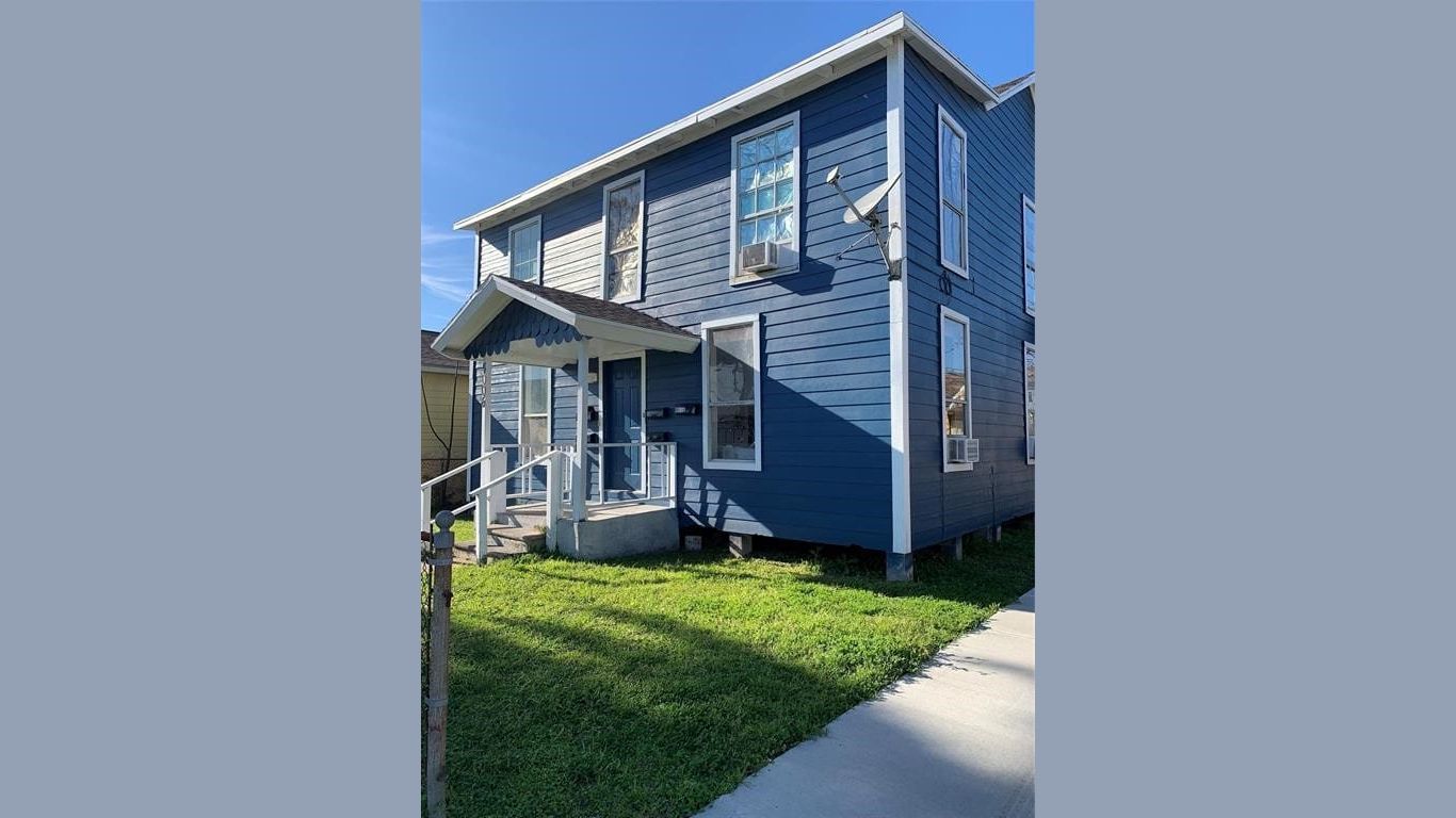 Galveston 2-story, 2-bed 5006 Avenue M-idx