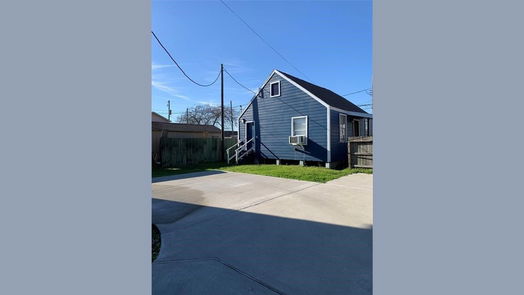 Galveston 2-story, 2-bed 5006 Avenue M-idx