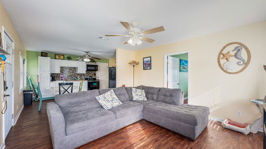 Galveston 1-story, 3-bed 6125 Heards Lane-idx