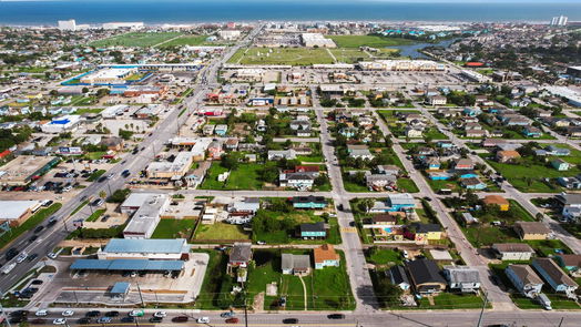 Galveston 1-story, 3-bed 6125 Heards Lane-idx