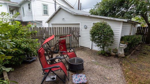 Galveston 1-story, 3-bed 4905 Avenue Q 1/2-idx