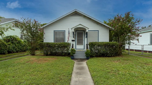 Galveston 1-story, 3-bed 4905 Avenue Q 1/2-idx