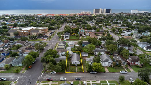 Galveston 1-story, 3-bed 4905 Avenue Q 1/2-idx