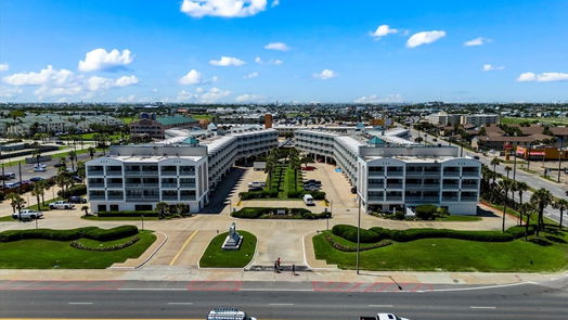 Galveston 1-story, 1-bed 6102 Seawall Boulevard 236-idx