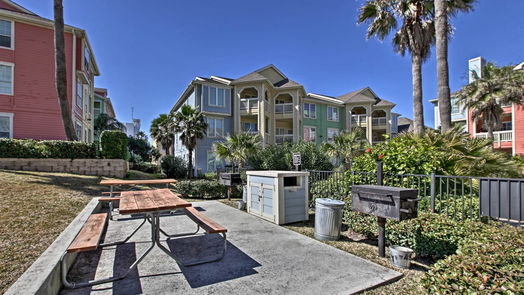 Galveston 1-story, 1-bed 7000 Seawall Boulevard 914-idx