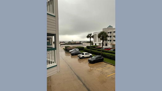 Galveston 1-story, 1-bed 6102 Seawall Blvd 120-idx