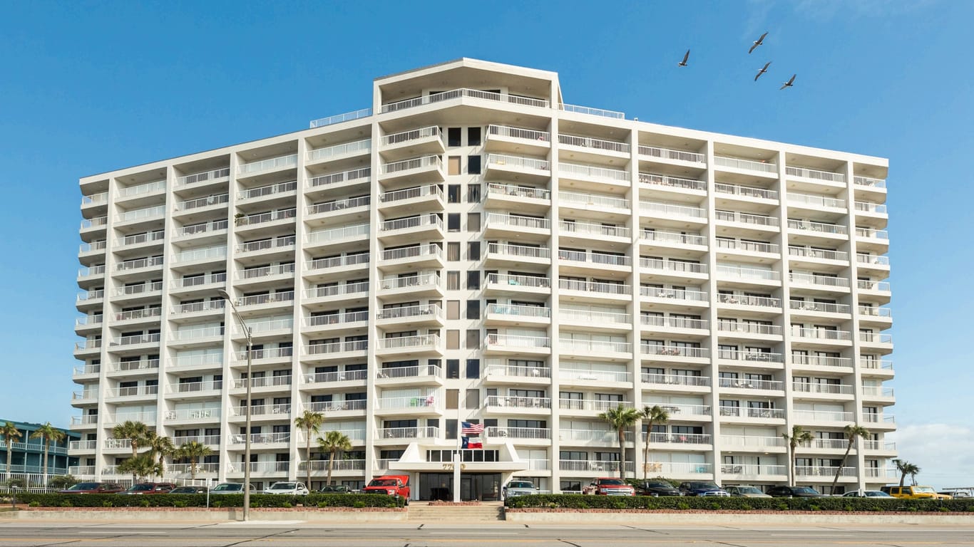 Galveston null-story, 3-bed 7700 Seawall Boulevard 412-idx