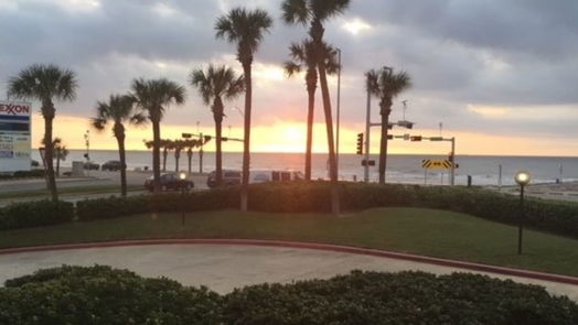 Galveston null-story, 1-bed 6102 Seawall Boulevard 101-idx