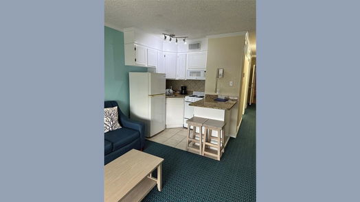 Galveston null-story, 1-bed 6102 Seawall Boulevard 334-idx