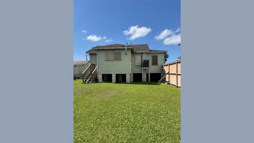 Galveston 1-story, 2-bed 5621 Avenue Q 1/2-idx