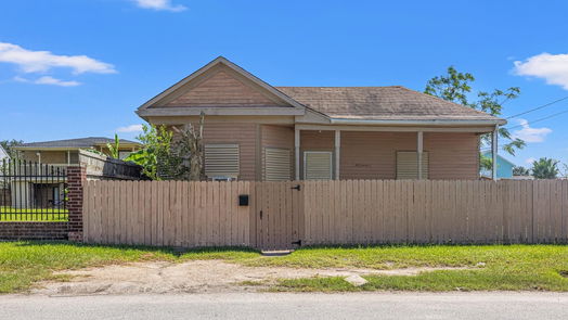 Galveston 1-story, 2-bed 5721 Avenue Q 1/2-idx