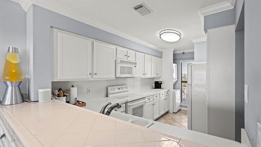 Galveston null-story, 2-bed 7700 Seawall Boulevard 709-idx