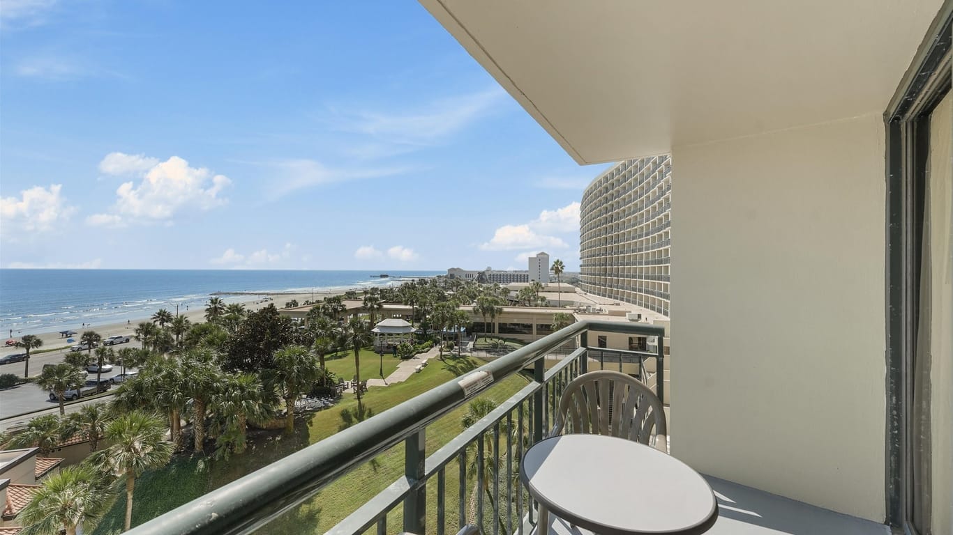 Galveston null-story, 1-bed 5220 Seawall Boulevard 738D-idx