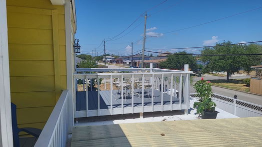 Galveston 2-story, 3-bed 5703 Fraser Avenue-idx