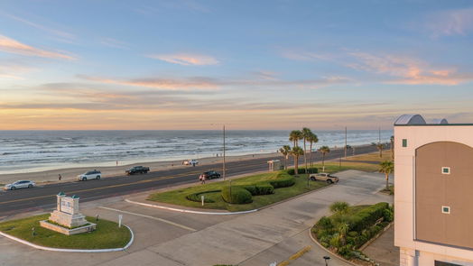 Galveston 1-story, 1-bed 6102 Seawall Boulevard 221-idx