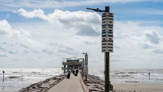 Galveston 1-story, 1-bed 6102 Seawall Boulevard 260-idx