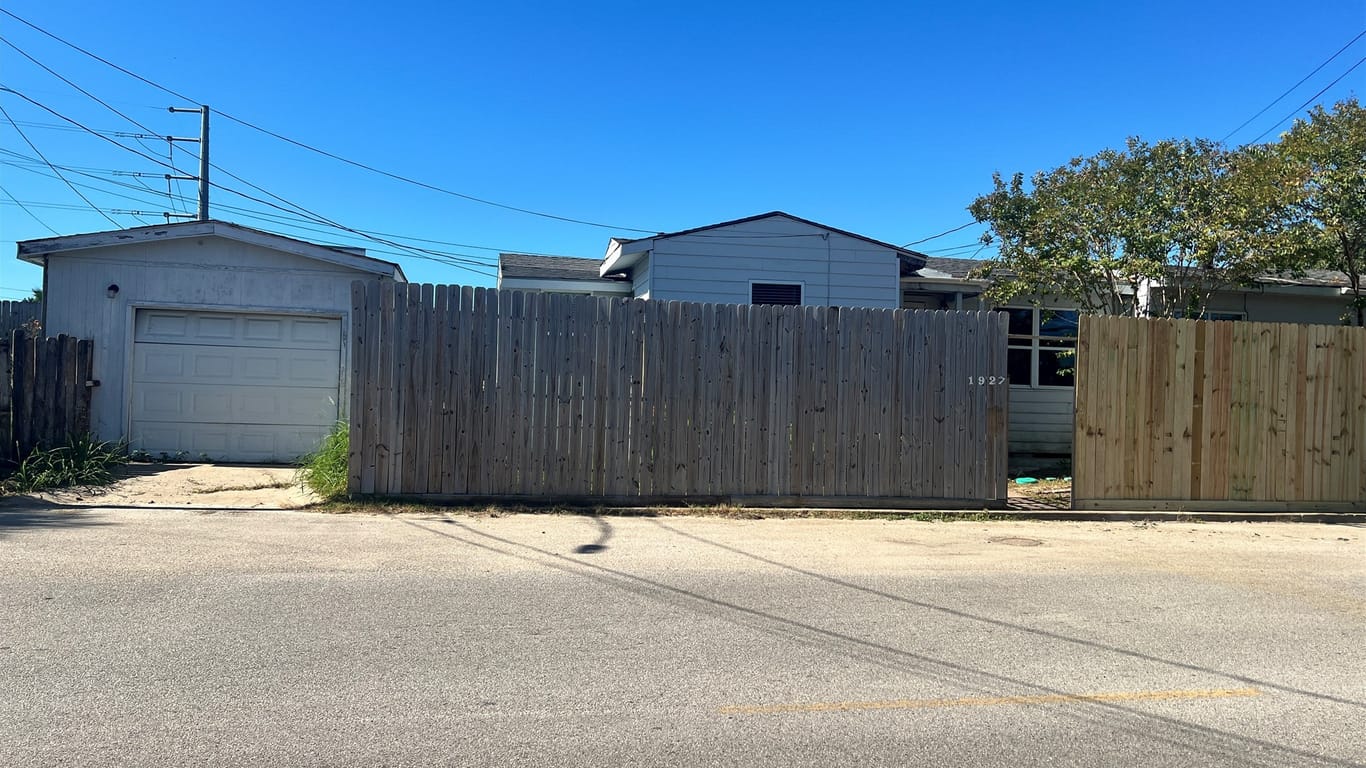 Galveston 1-story, 3-bed 1927 57th Street-idx