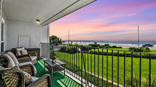 Galveston 3-story, 2-bed 7600 Seawall Boulevard 113-idx