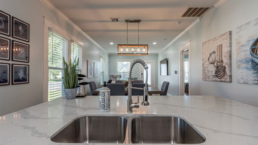 Galveston 1-story, 6-bed 4702 Avenue N 1/2-idx