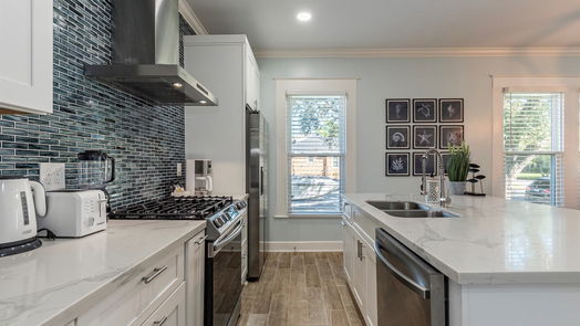 Galveston 1-story, 6-bed 4702 Avenue N 1/2-idx