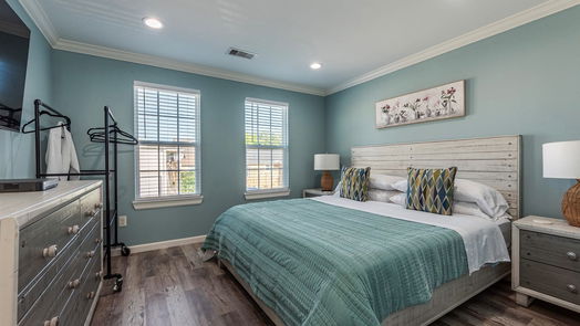 Galveston 1-story, 6-bed 4702 Avenue N 1/2-idx