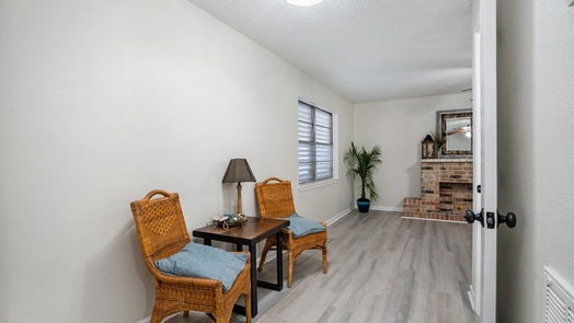 Galveston 2-story, 2-bed 5207 Avenue K-idx