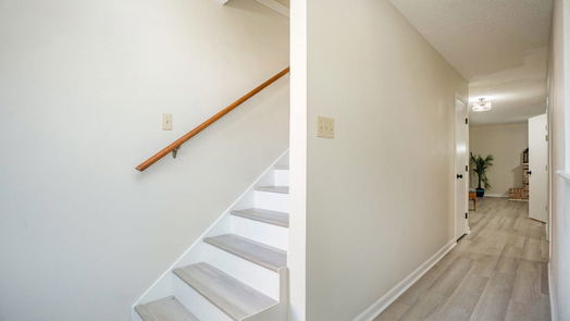 Galveston 2-story, 2-bed 5207 Avenue K-idx
