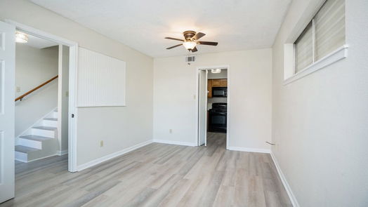 Galveston 2-story, 2-bed 5207 Avenue K-idx