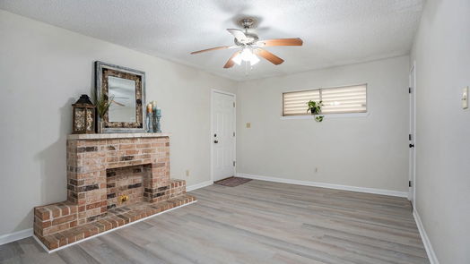 Galveston 2-story, 2-bed 5207 Avenue K-idx