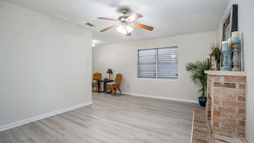Galveston 2-story, 2-bed 5207 Avenue K-idx