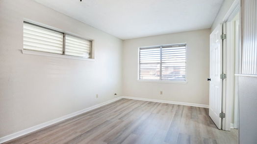 Galveston 2-story, 2-bed 5207 Avenue K-idx
