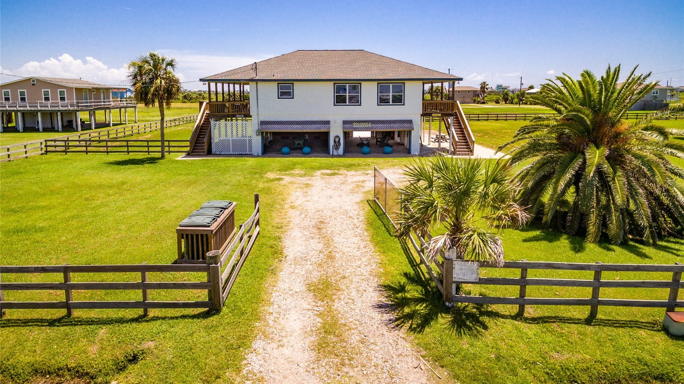 Galveston 1-story, 3-bed 3919 2nd Street-idx