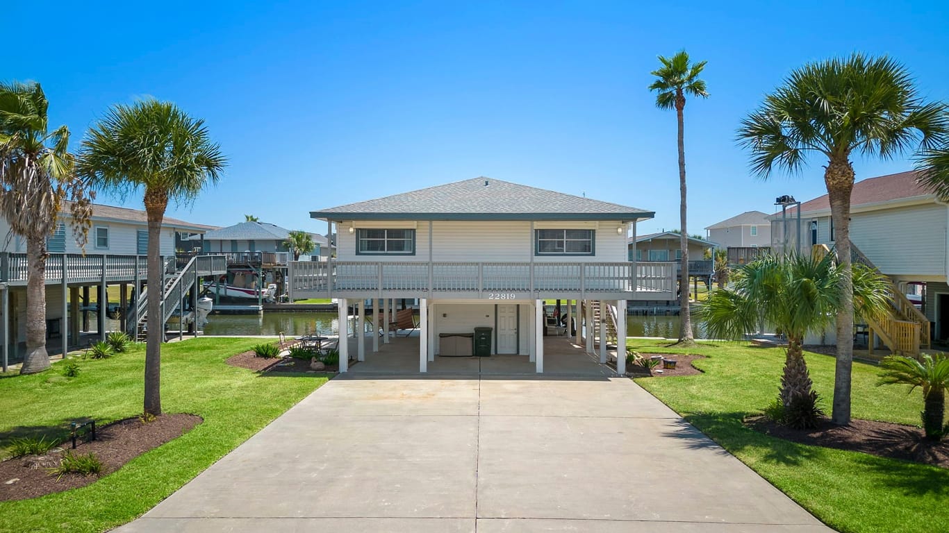 Galveston 1-story, 3-bed 22819 Martes Street-idx