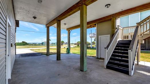 Galveston 3-story, 3-bed 18423 Shaman Drive-idx