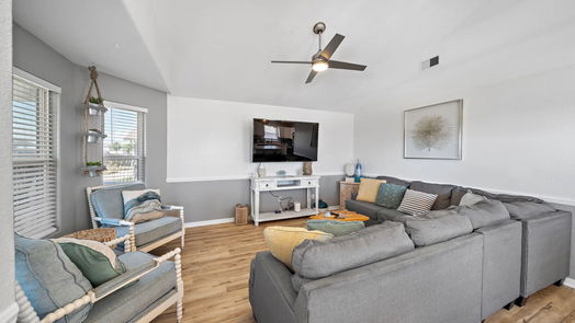 Galveston null-story, 4-bed 4135 Jackson Drive-idx