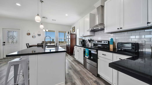 Galveston 1-story, 3-bed 3911 5th Street-idx