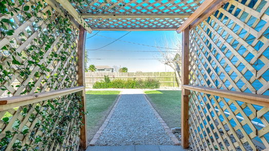 Galveston 1-story, 1-bed 11816 David Street-idx