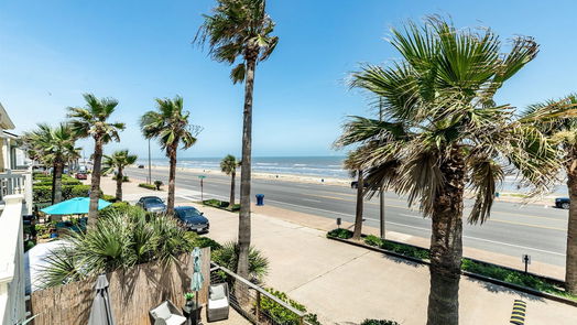 Galveston 2-story, 2-bed 8302 Seawall Boulevard 5-idx