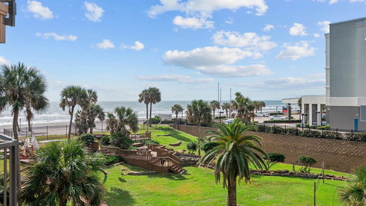 Galveston 1-story, 1-bed 9520 Seawall Boulevard 213-idx