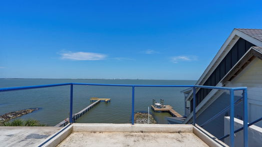 Galveston 2-story, 4-bed 8018 Channelview Drive-idx